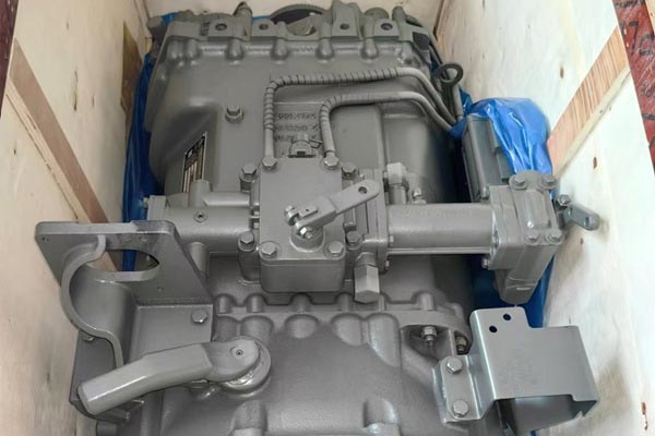 Berapa banyak jenis transmisi trak yang ada?